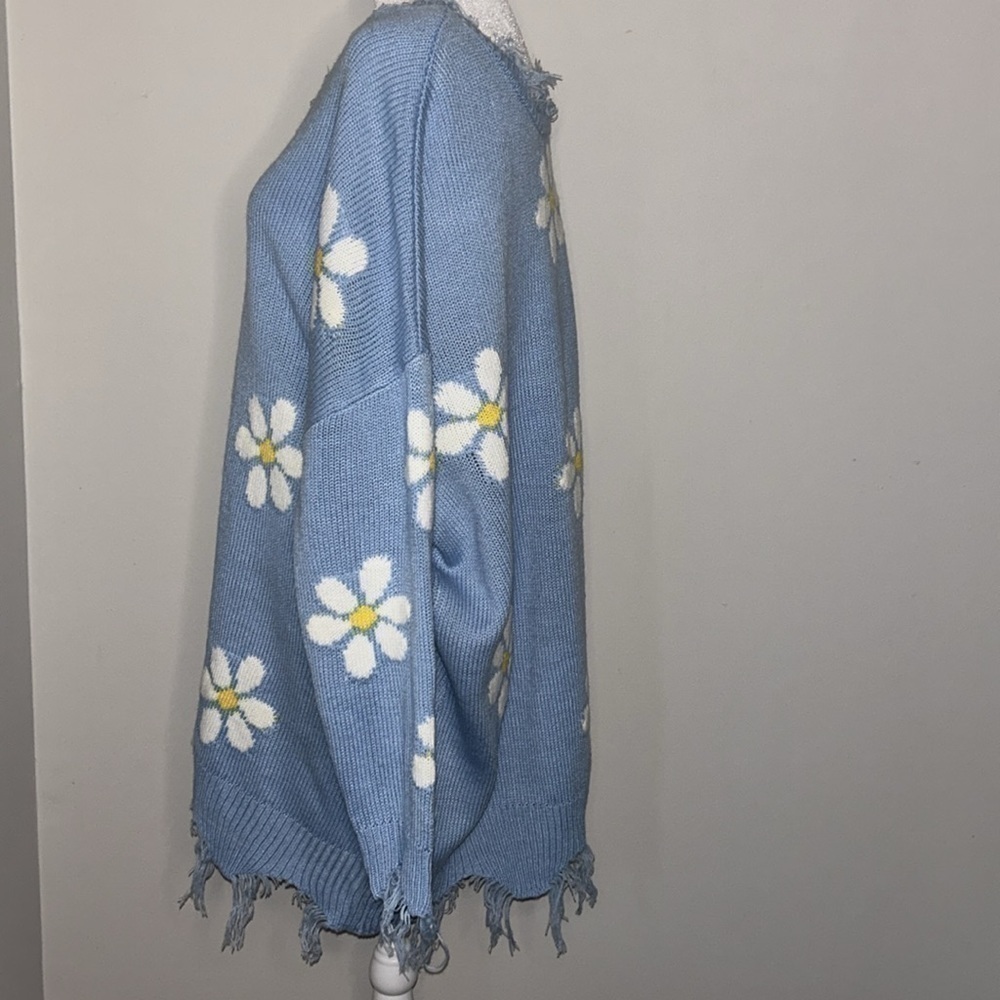 Just Polly Sky Blue Daisy Sweater Size Medium - Picture 5 of 9